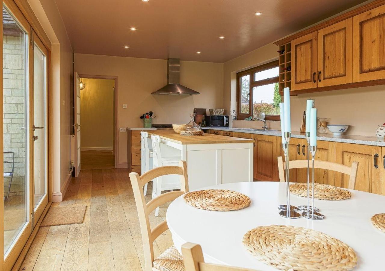 Charming 3Bd Cotswolds Family Retreat Villa Bourton-on-the-Water Luaran gambar