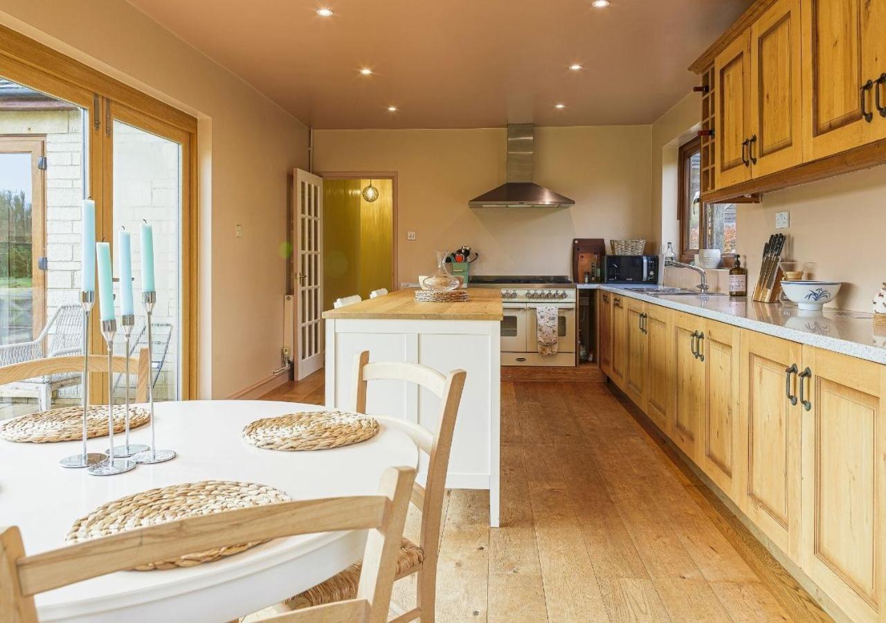 Charming 3Bd Cotswolds Family Retreat Villa Bourton-on-the-Water Luaran gambar
